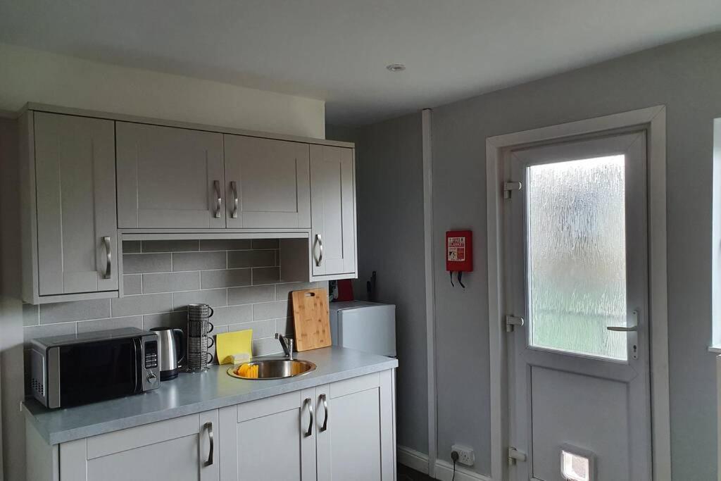 Cosy, Quirky, Comfy 'N' Chic House- Lägenhet Swindon Exteriör bild